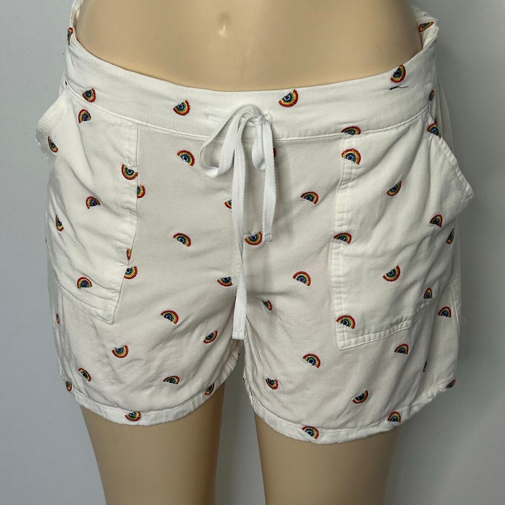 Feeling Proud Women’s Medium Rainbow Embroidered White Pull-On Shorts
